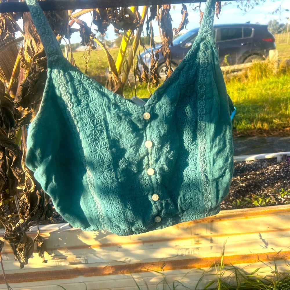 Mid drift bohemian top